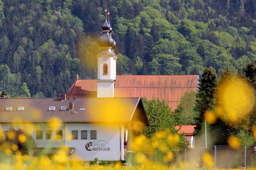 Kleines Hotel Edeltraud Aschau im Chiemgau Exterior foto