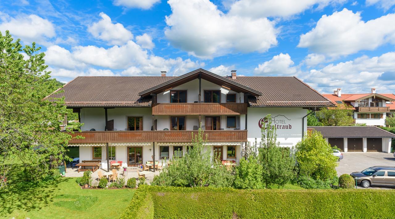 Kleines Hotel Edeltraud Aschau im Chiemgau Exterior foto